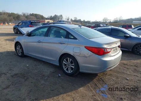 2013 Hyundai Sonata Gls z USA, uszkodzony, nr VIN 5NPEB4AC2DH520080